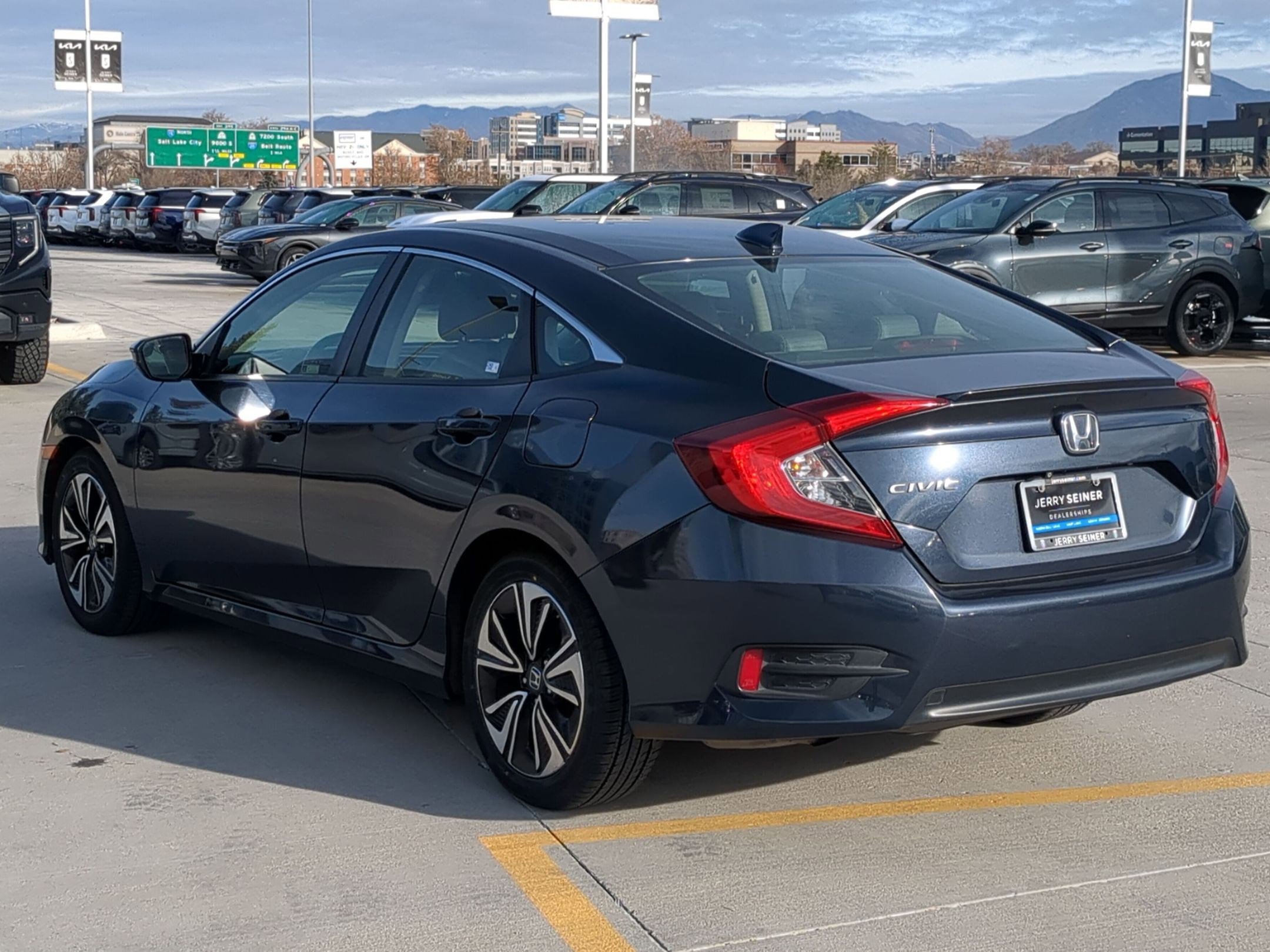 2018 Honda Civic EX-L photo 3