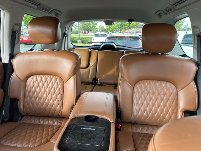 2018 Infiniti QX80 Base photo 27