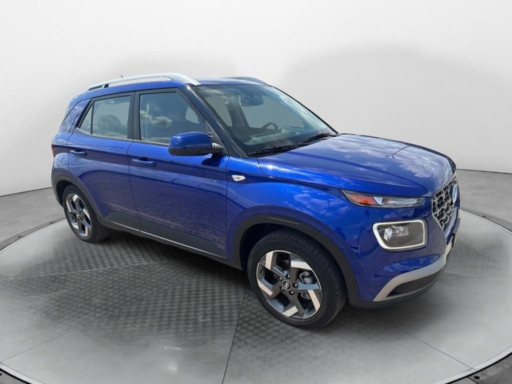 2024 Hyundai Venue Limited's photo