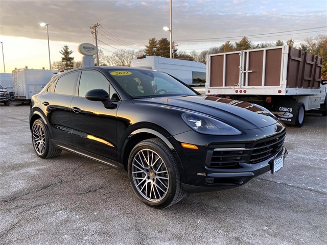 2022 Porsche Cayenne Coup Base