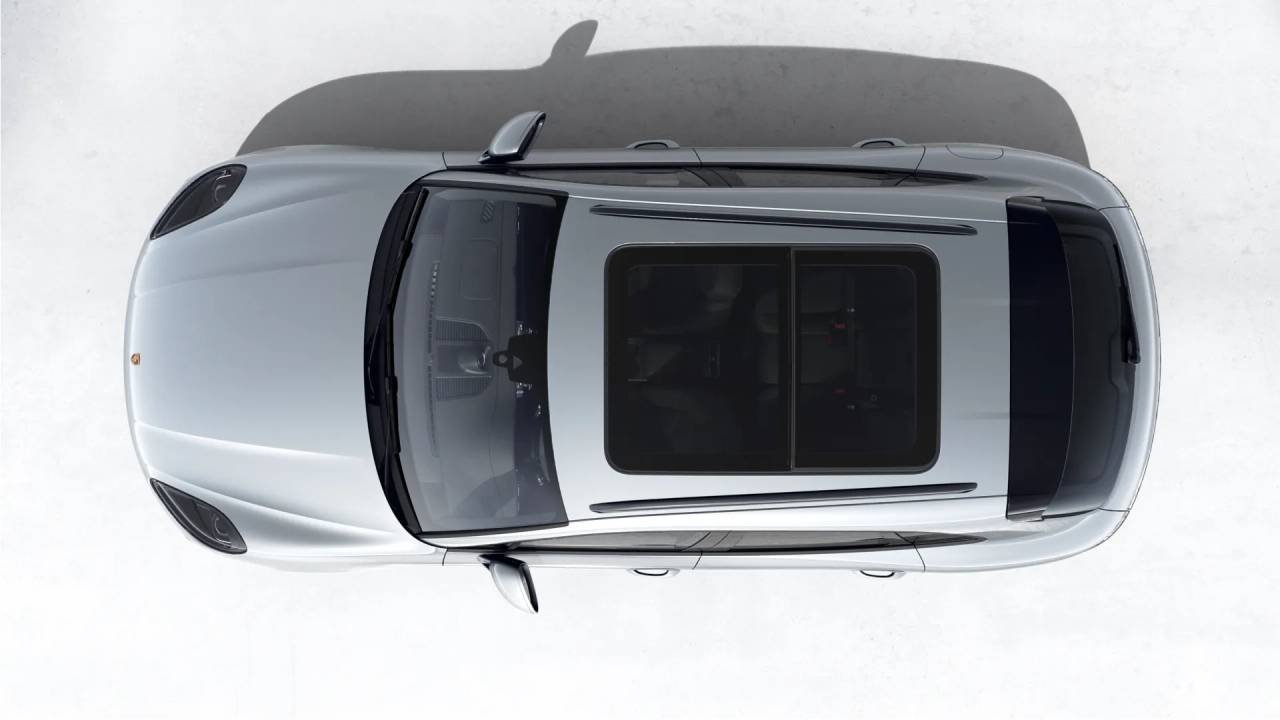 2026 Porsche Macan T photo 6