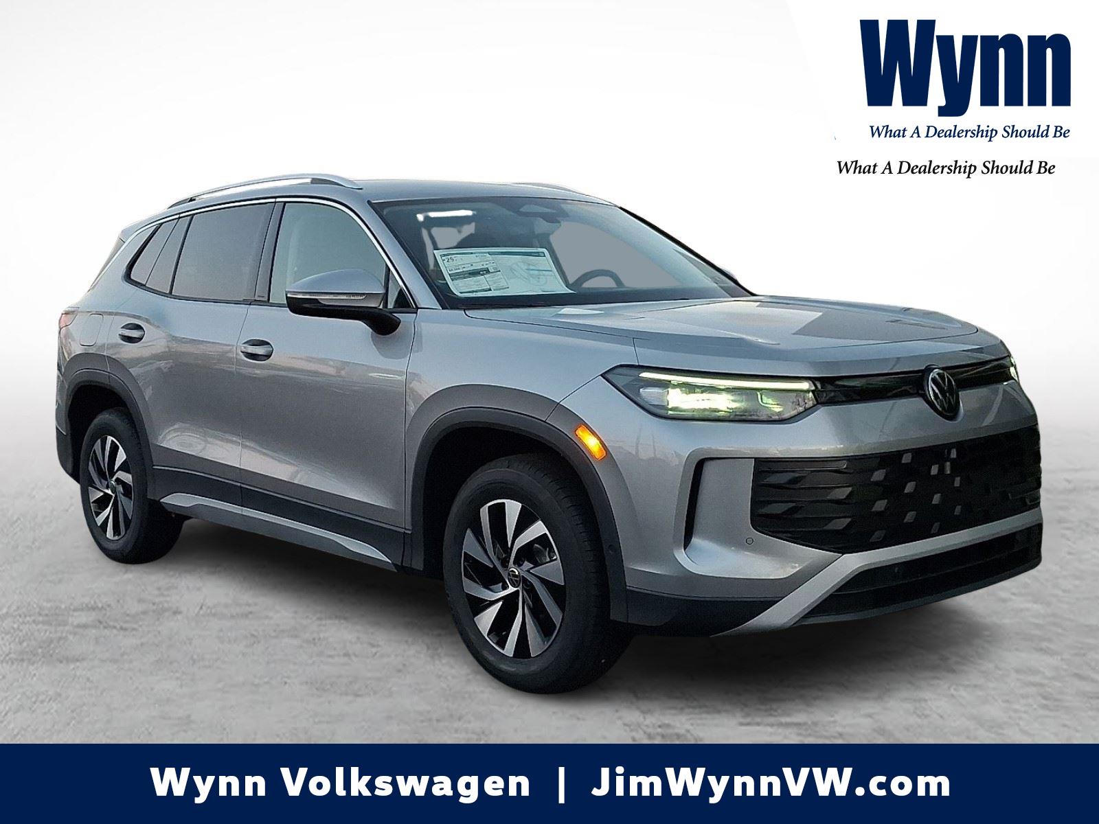 2026 Volkswagen Tiguan S's photo