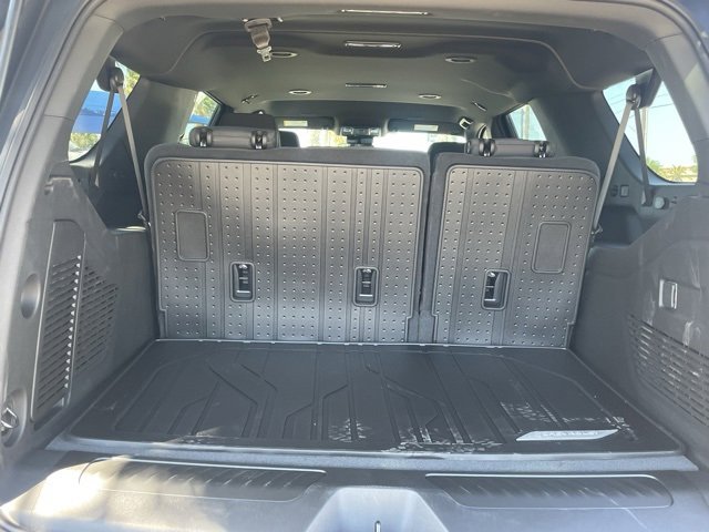 2025 Chevrolet Suburban LS photo 23