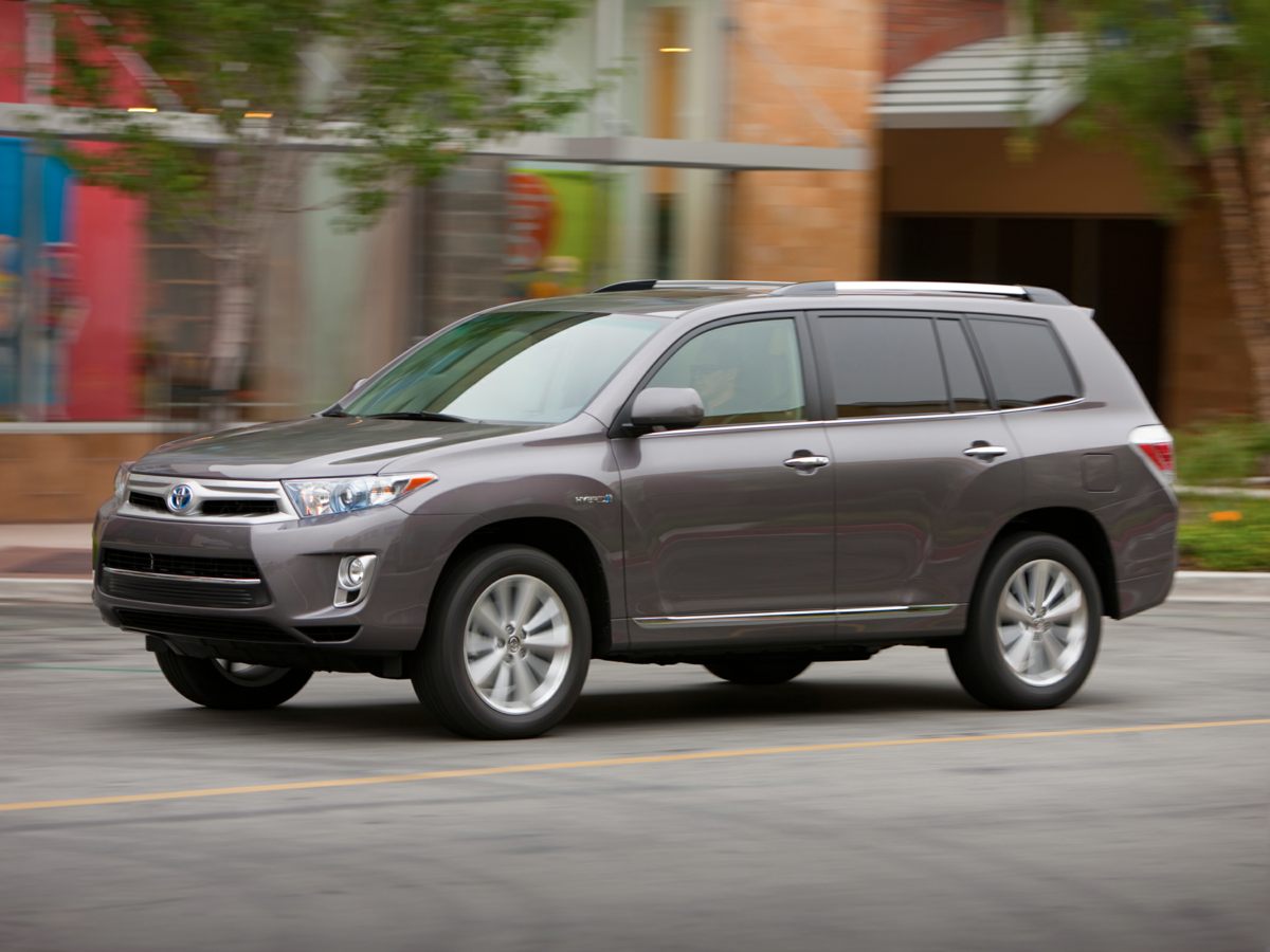 2011 Toyota Highlander Base's photo