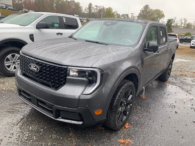 2025 Ford Maverick Lariat photo 3