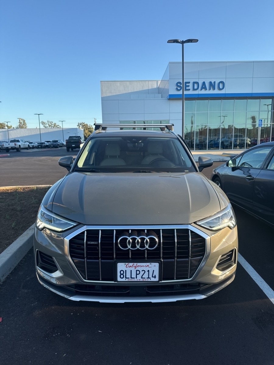 2019 Audi Q3 Premium Plus photo 3
