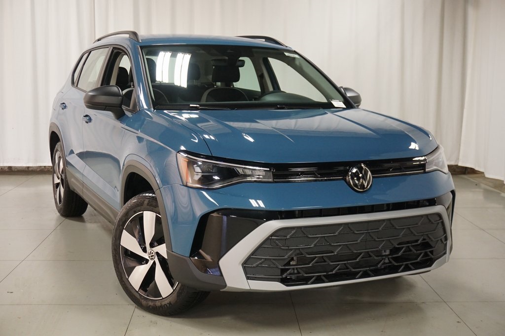 2025 Volkswagen Taos S photo 3
