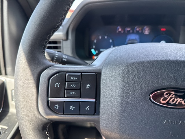 2025 Ford F-150 XLT photo 24