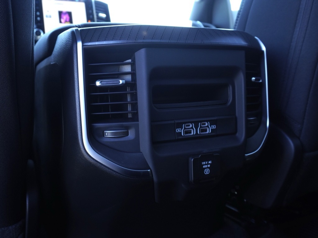 2026 Ram 1500 Big Horn Night Edition photo 21