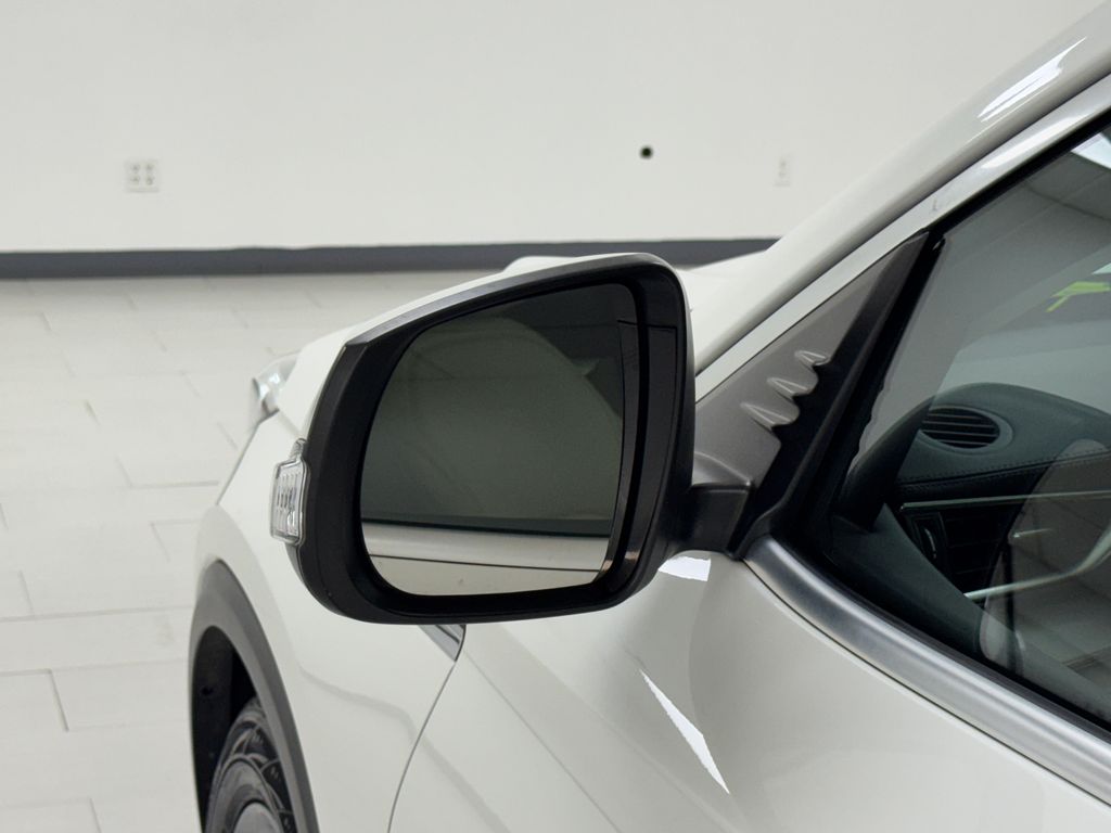 2020 Infiniti QX50 Luxe AWD photo 29