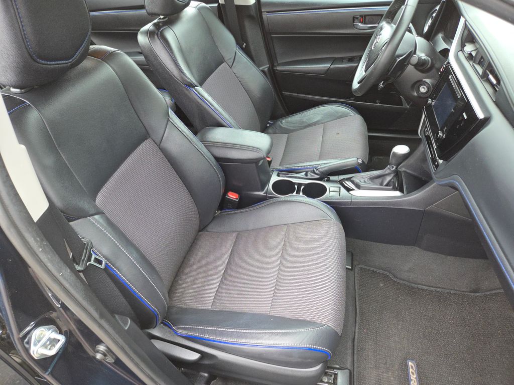 2017 Toyota Corolla XLE XSE Special Edition photo 24