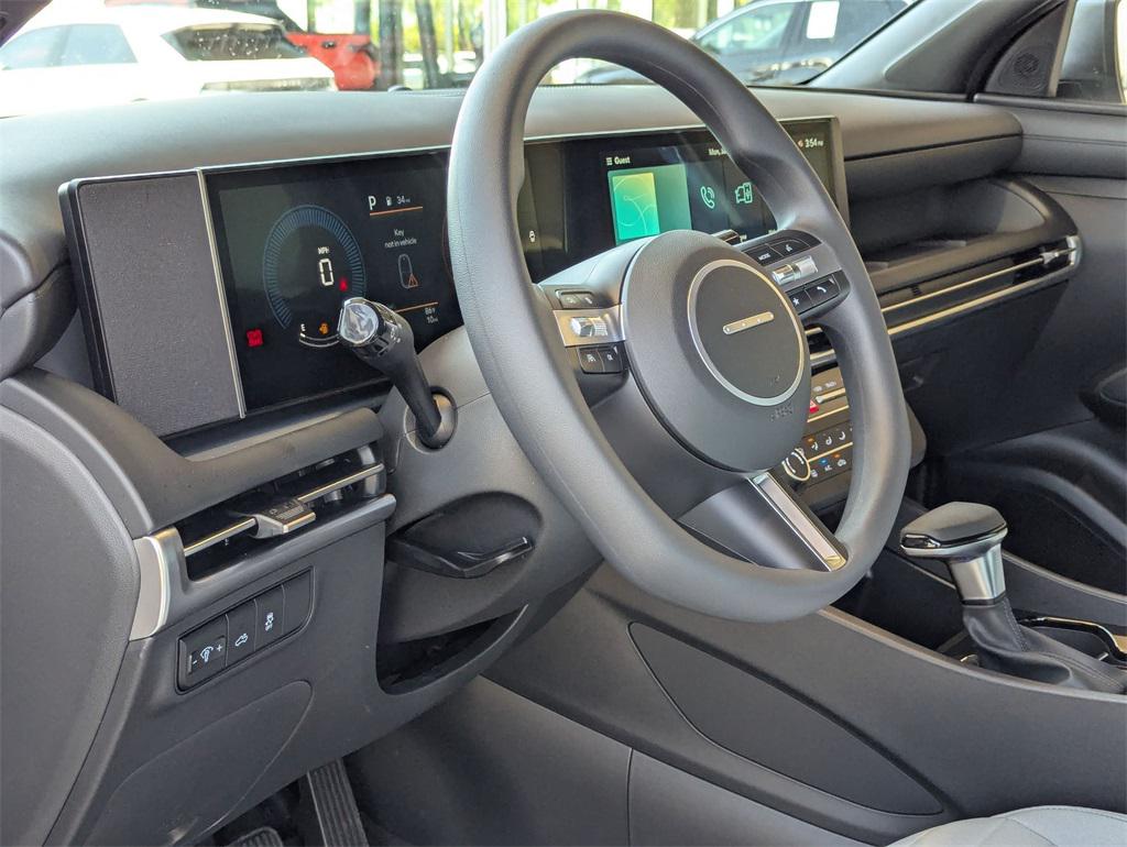 2025 Hyundai Santa Cruz SE photo 14