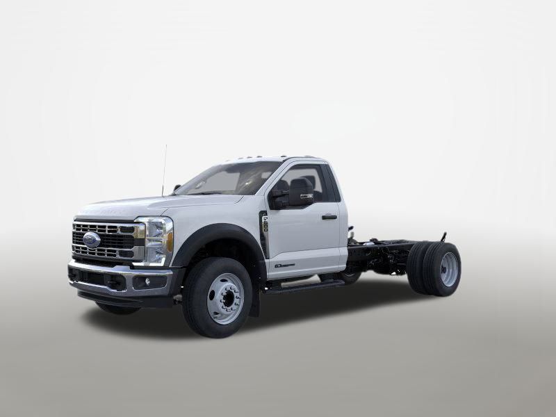 2025 Ford F-600 photo 2