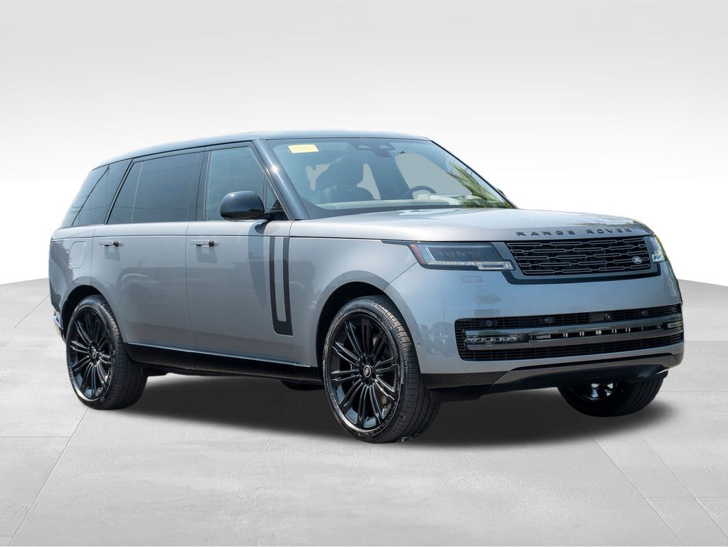 2025 Land Rover Range Rover SE photo 3