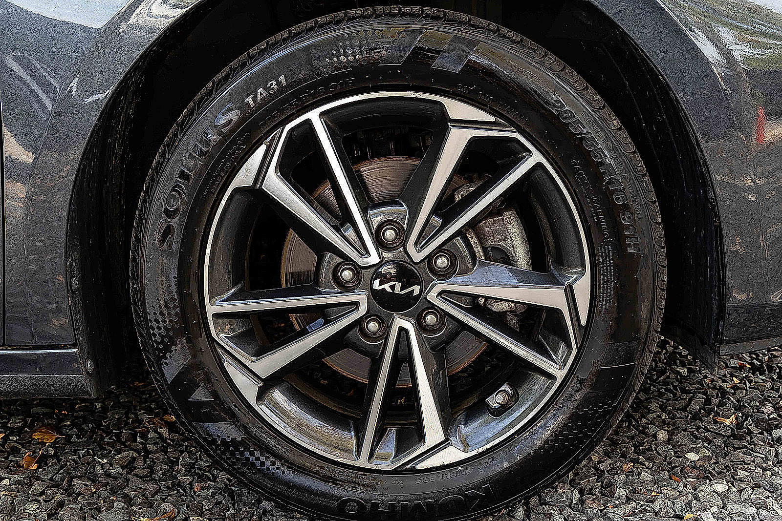2023 Kia Forte LXS photo 27