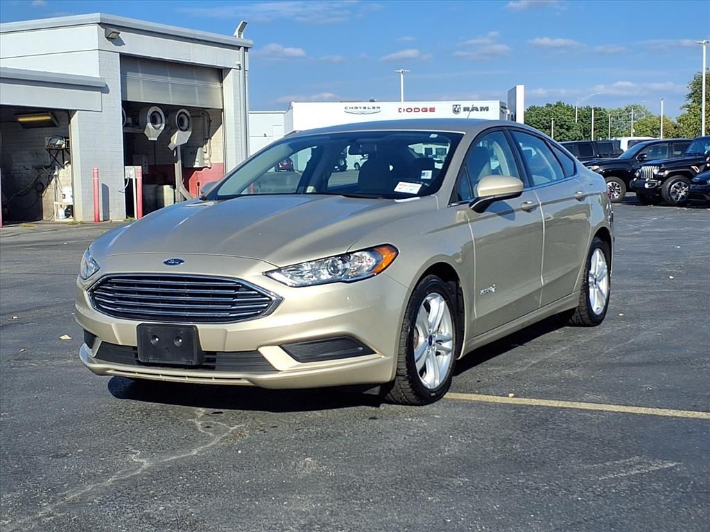 2018 Ford Fusion Hybrid S photo 2