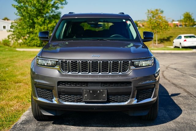 2023 Jeep Grand Cherokee Laredo photo 4