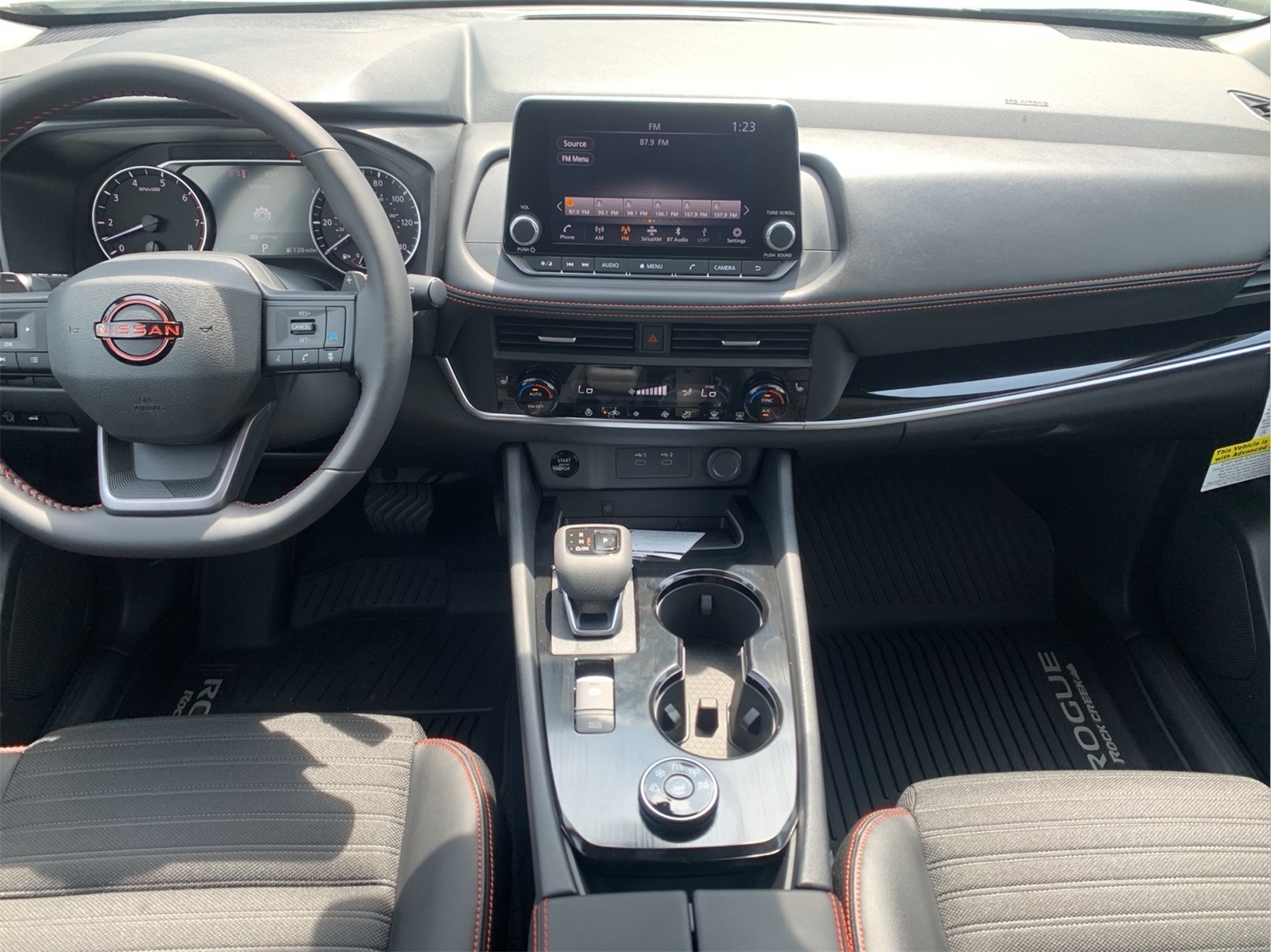 2026 Nissan Rogue SV photo 26