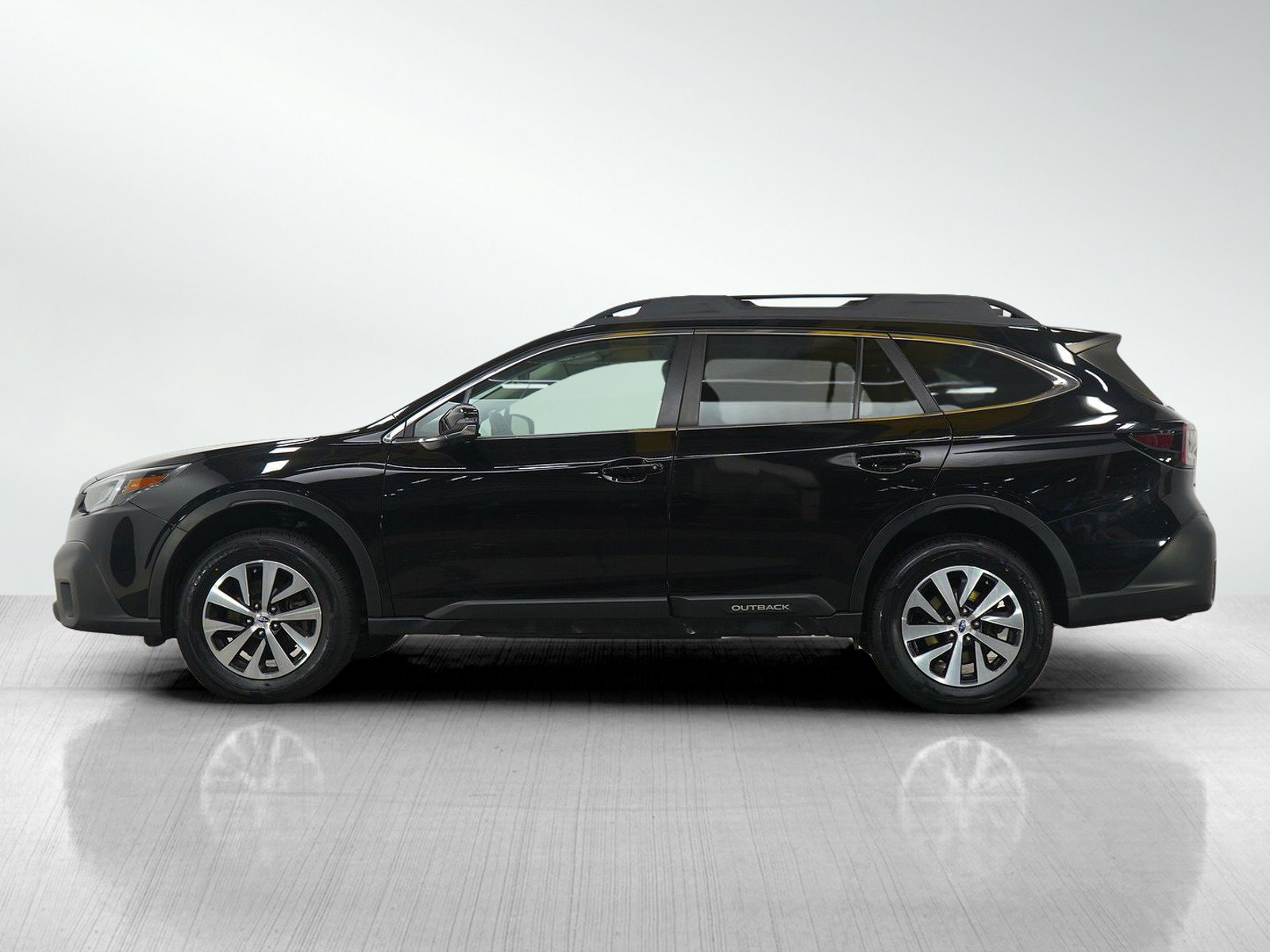 Used 2020 Subaru Outback Premium with VIN 4S4BTACC5L3246357 for sale in Burnsville, Minnesota