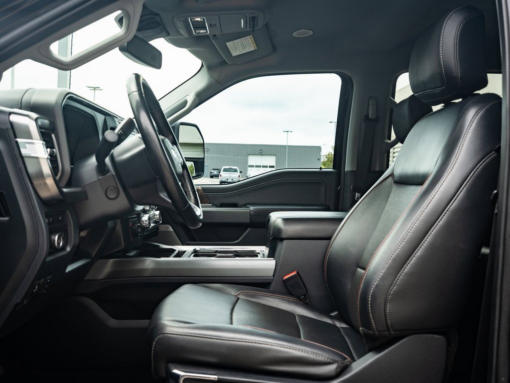 2023 Ford F-450 photo 20