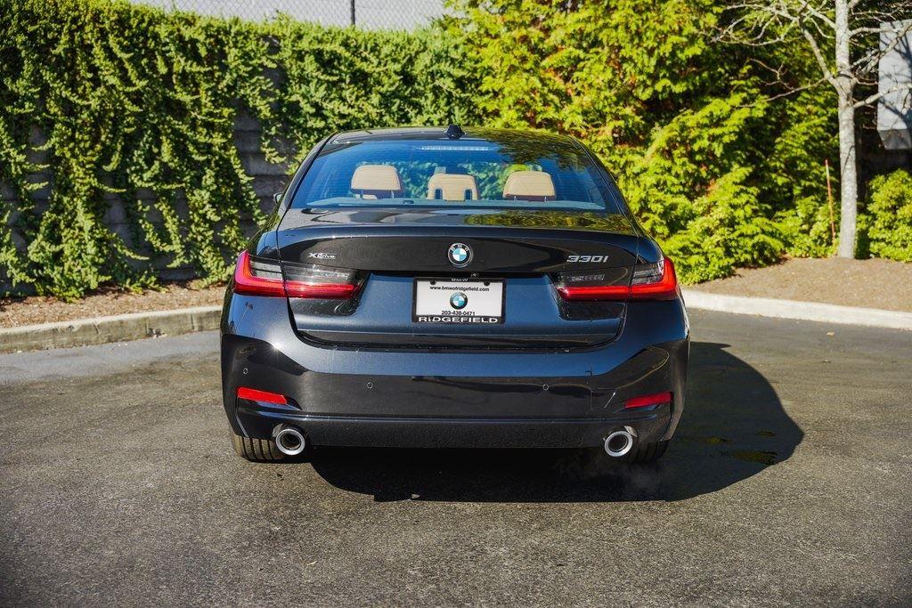 New 2025 Black Sapphire Metallic BMW 330i xDrive image 8