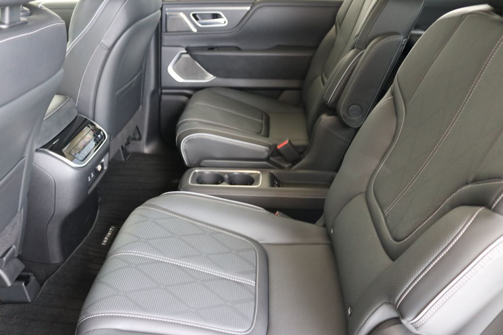 2025 Infiniti QX80 Sensory photo 20