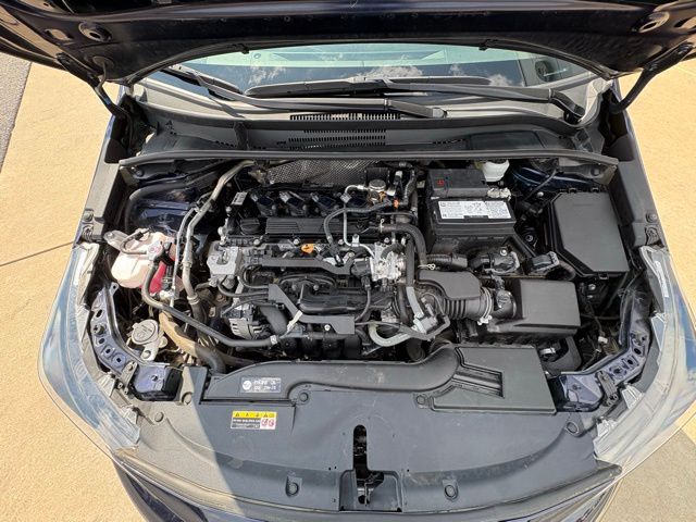 2023 Toyota Corolla LE photo 18