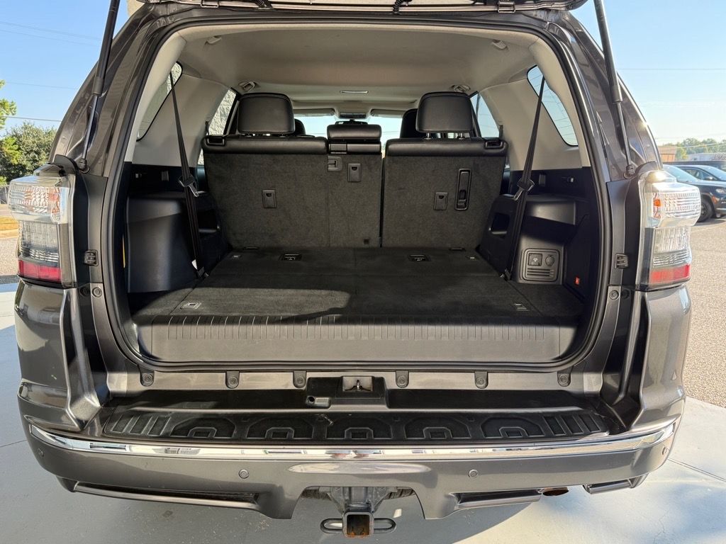 2018 Toyota 4Runner Limited photo 3