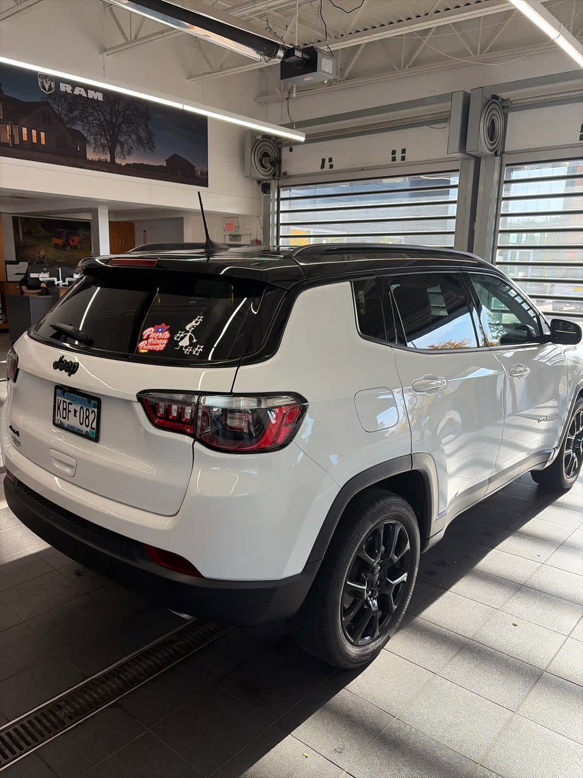 2022 Jeep Compass Altitude photo 2
