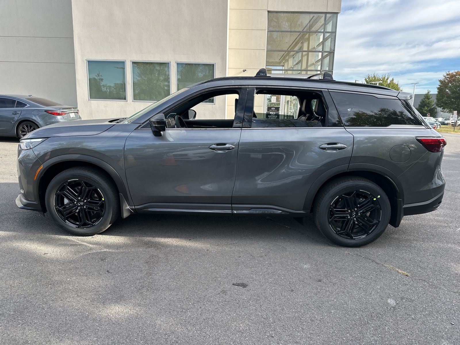 2026 Infiniti QX60 AWD photo 4
