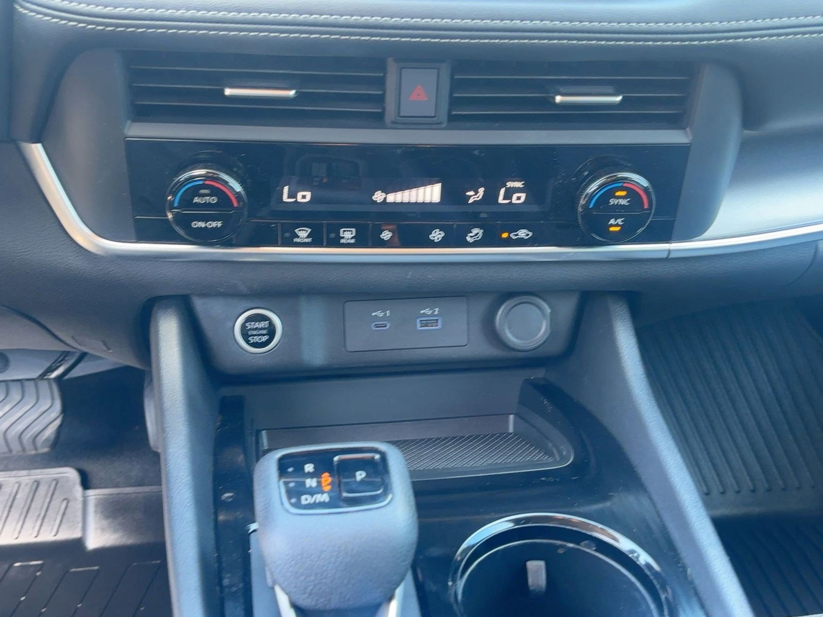 2023 Nissan Rogue SV photo 22