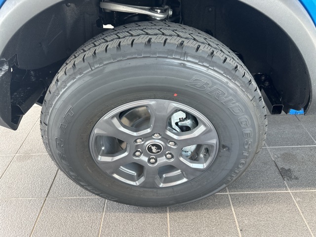 2025 Ford Bronco Big Bend photo 4