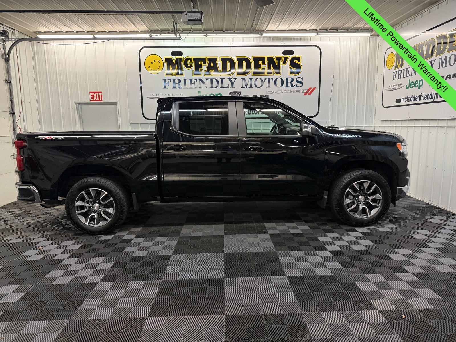 2023 Chevrolet Silverado 1500 LT's photo