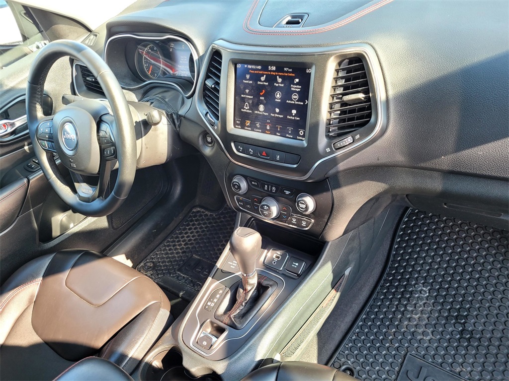 2023 Jeep Cherokee Trailhawk photo 19