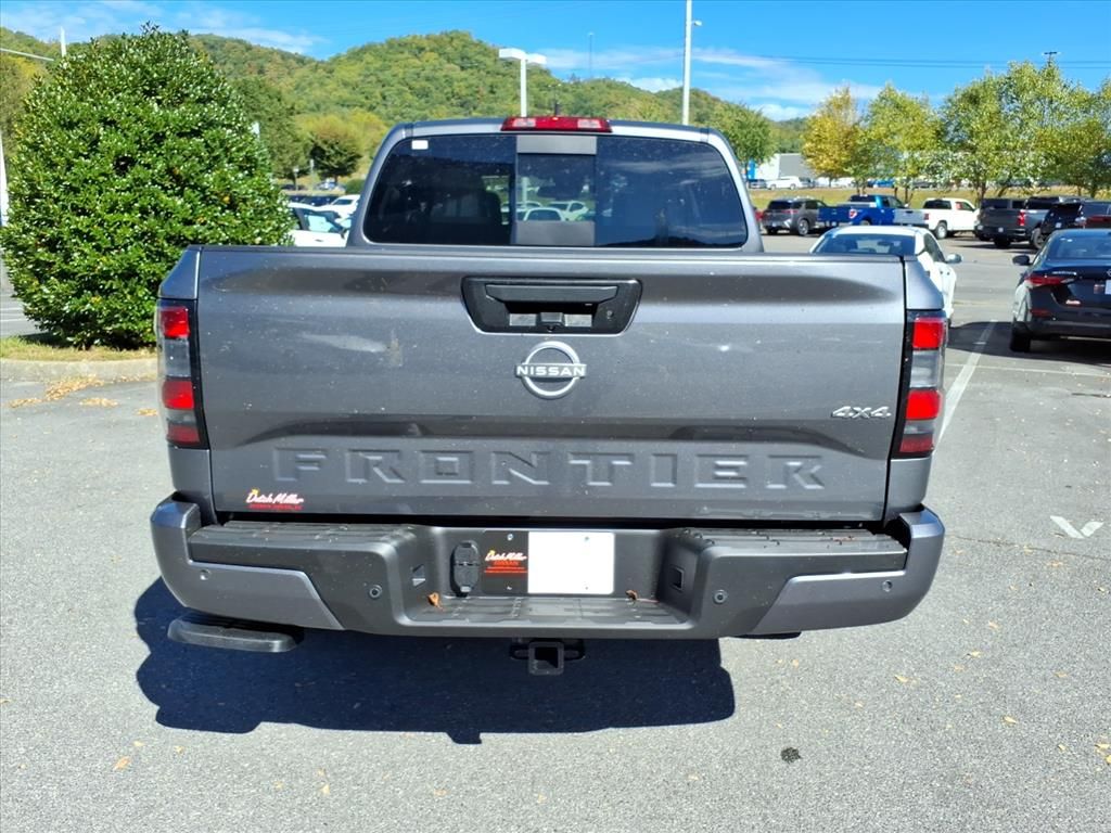 2026 Nissan Frontier SV photo 4