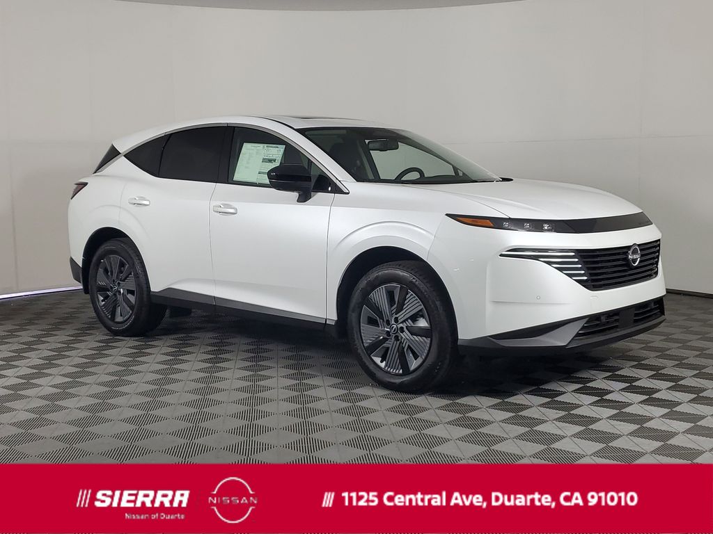 New 2025 Everest White TriCoat Nissan SL image 1