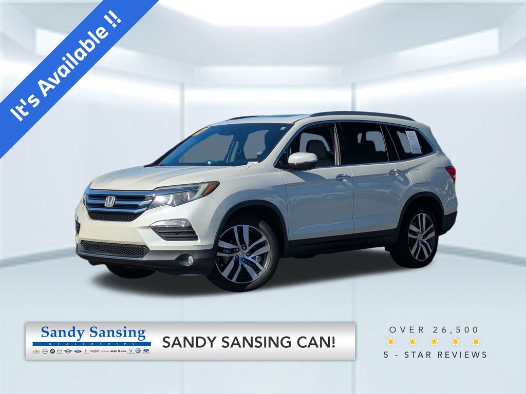 2017 Honda Pilot Touring's photo