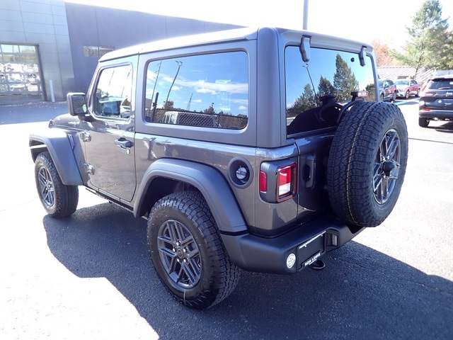 2025 Jeep Wrangler Sport S photo 3