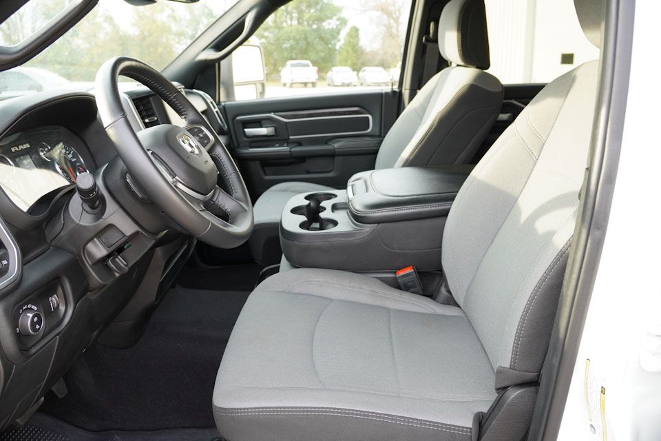2024 Ram 2500 Big Horn photo 4