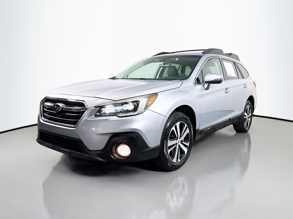 2019 Subaru Outback Limited photo 3