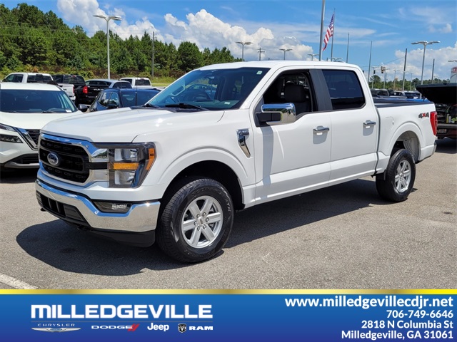 2023 Ford F-150 XLT photo 3