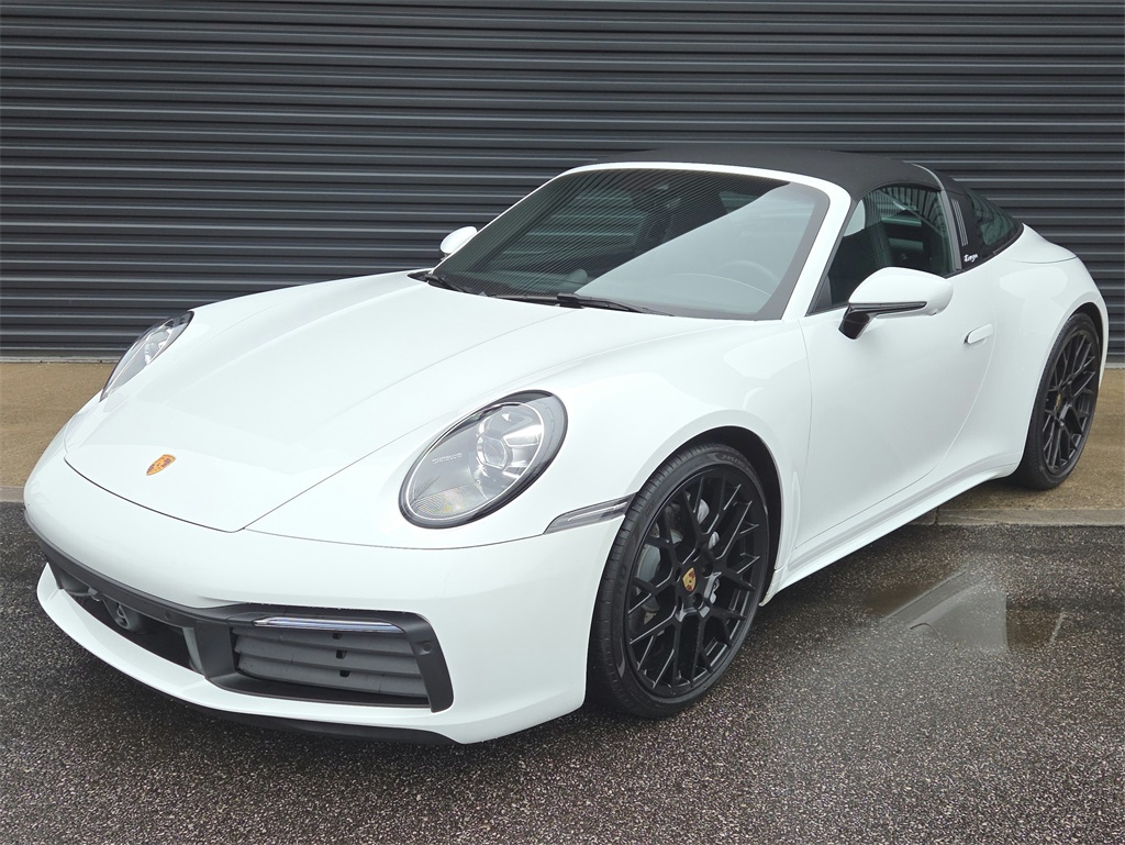 2024 Porsche 911 Base's photo