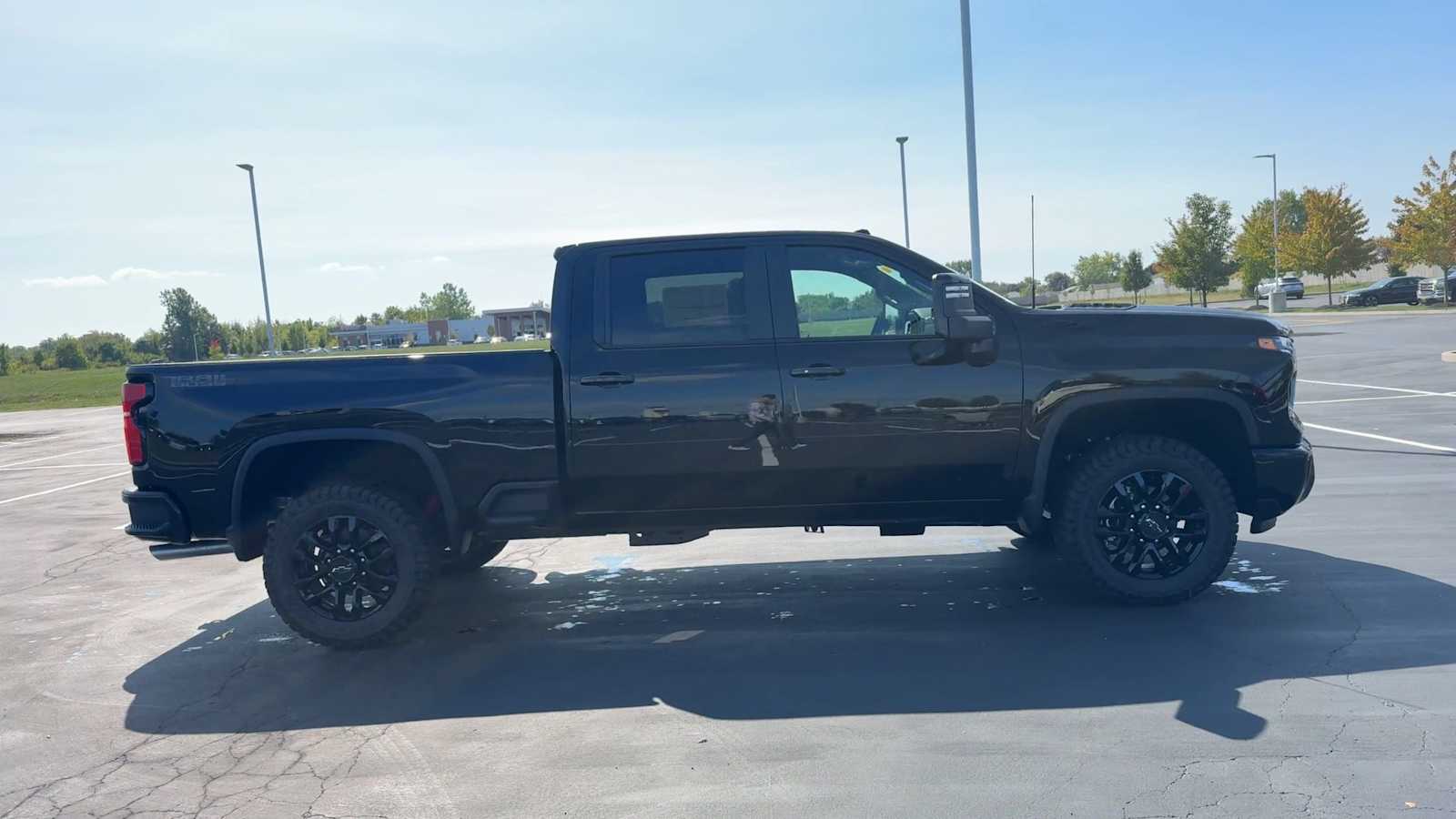 2026 Chevrolet Silverado 2500HD LT photo 9