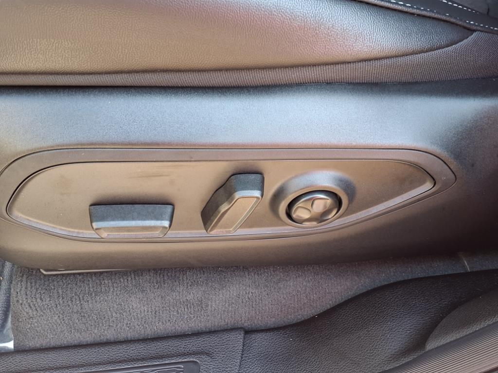 2025 Jeep Grand Cherokee Altitude photo 4