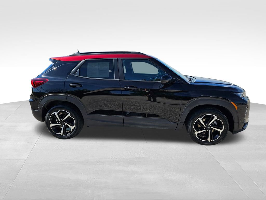 2023 Chevrolet Trailblazer RS photo 2