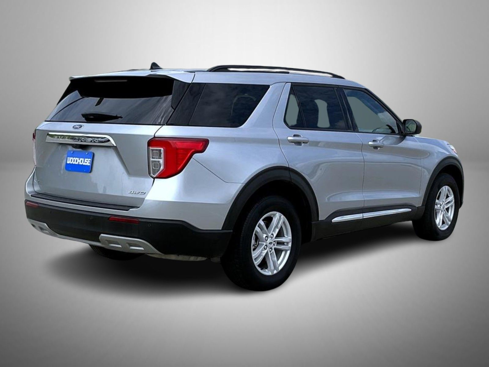 2024 Ford Explorer XLT photo 3
