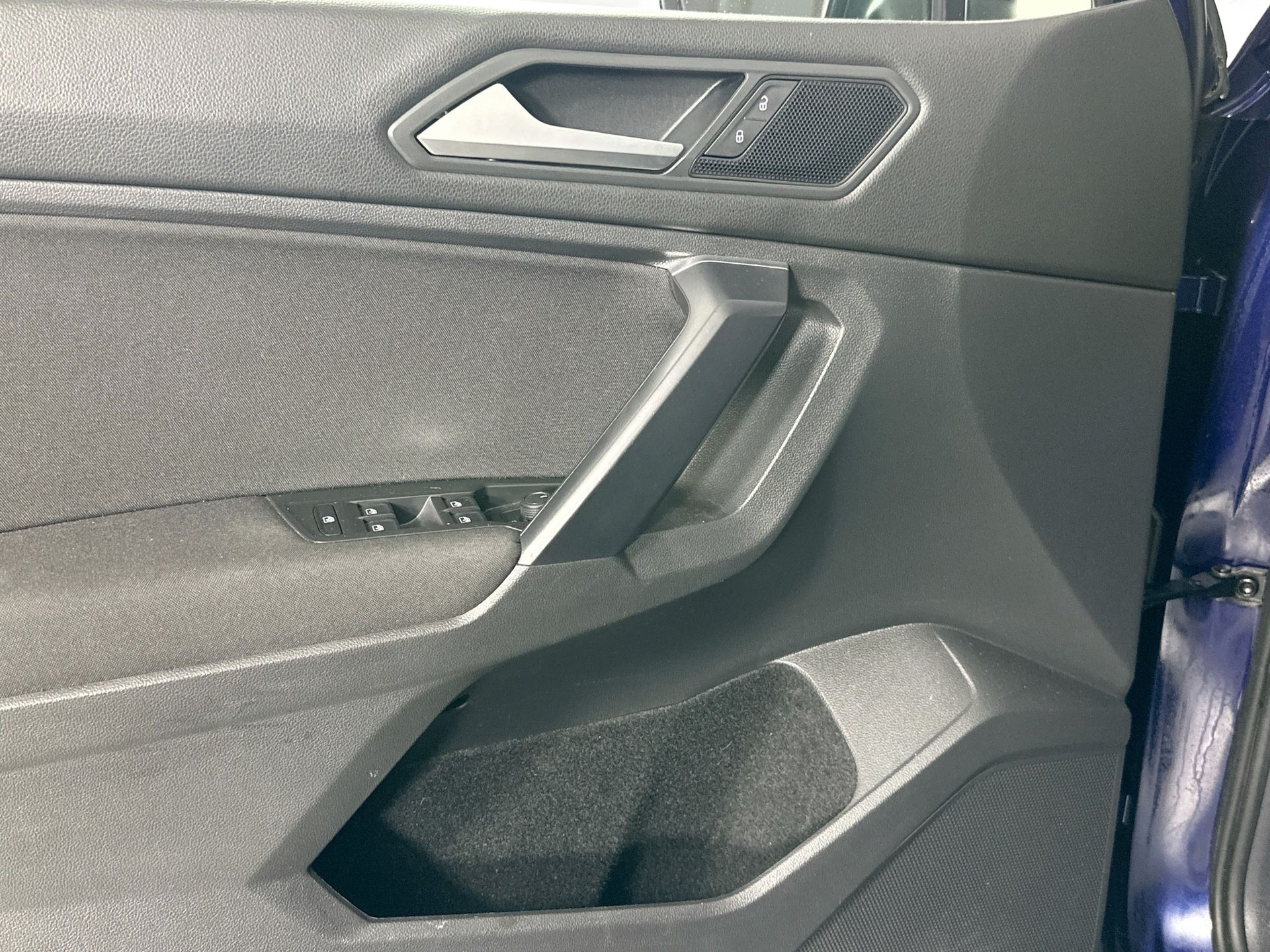 2021 Volkswagen Tiguan S photo 15