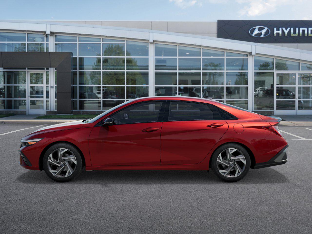 2025 Hyundai Elantra SEL Sport photo 3