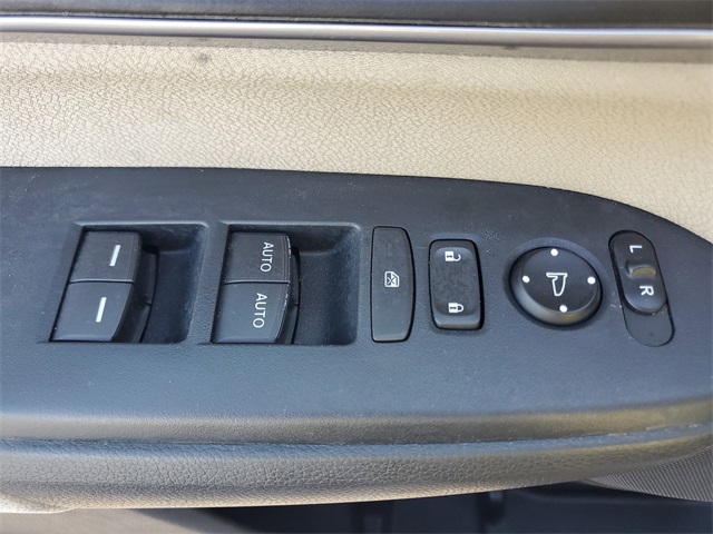 2017 Honda CR-V EX photo 18