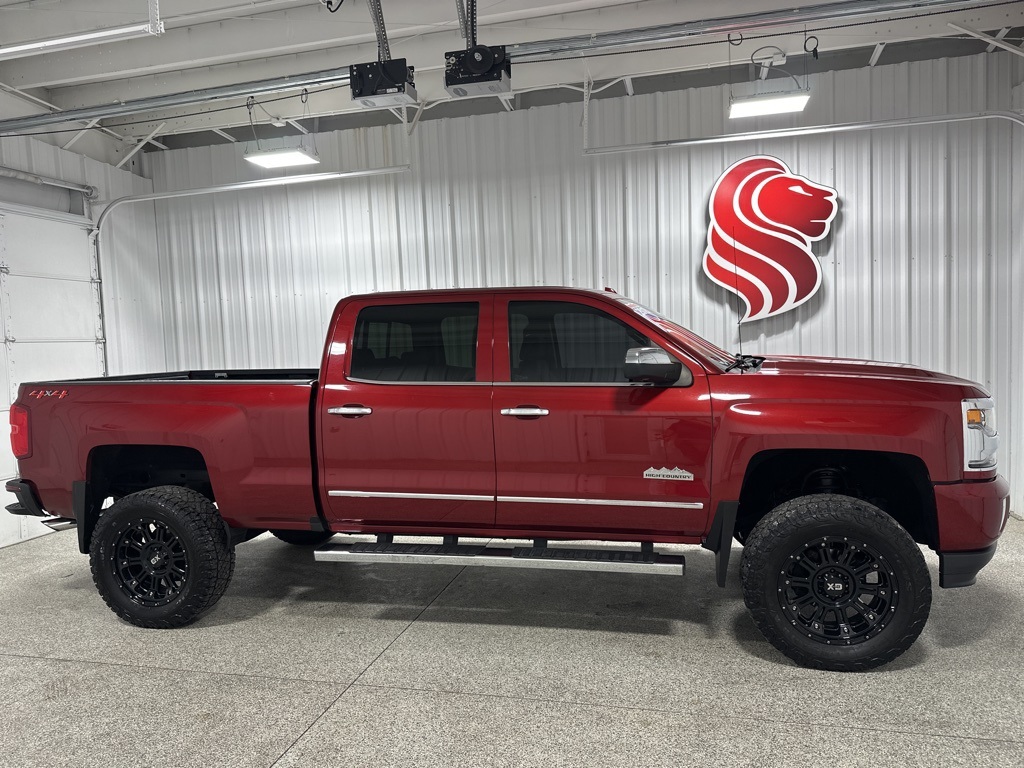 2018 Chevrolet Silverado 1500 High Country's photo